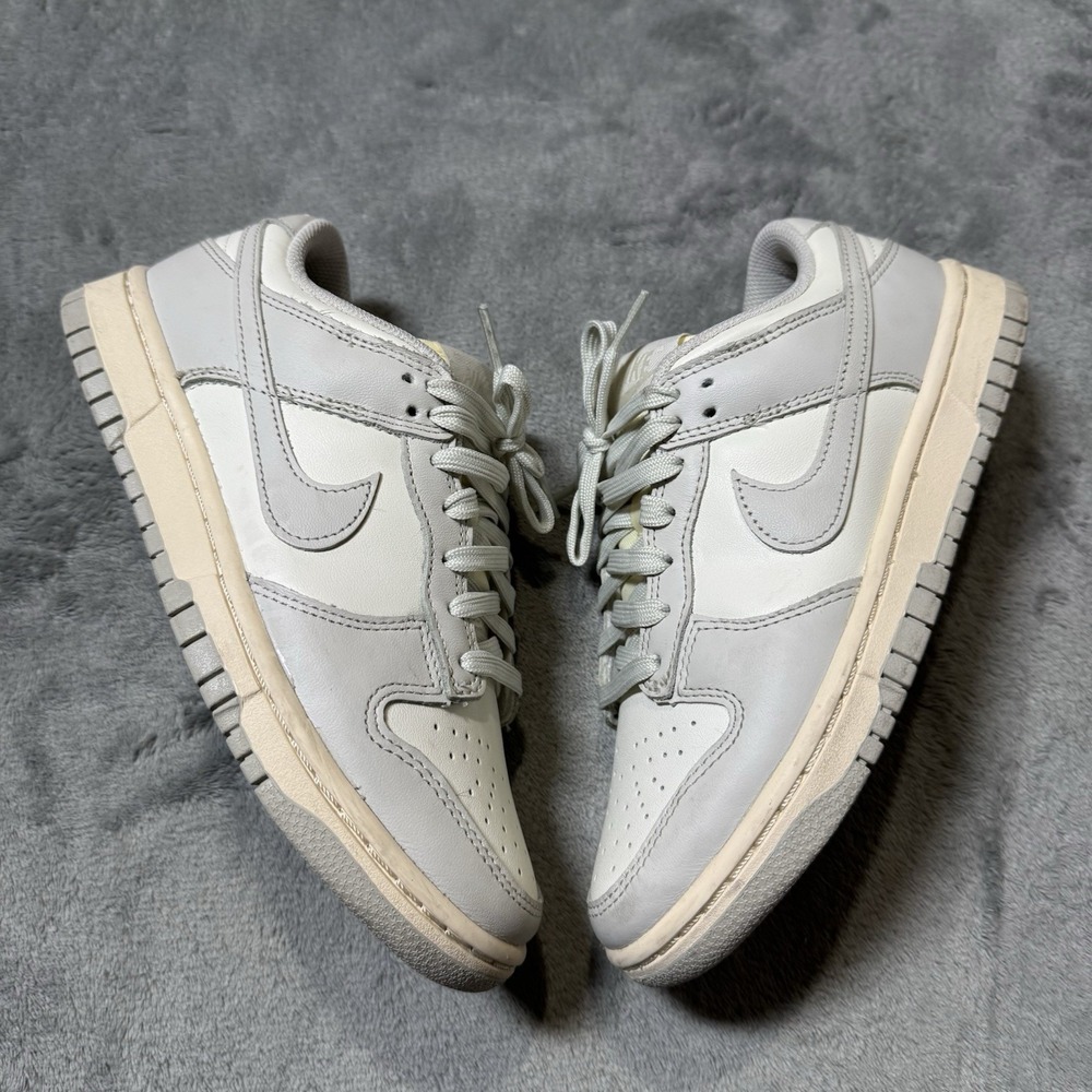 Nike Dunk Low Light Bone‎ Womens 6.5 DD1503-107